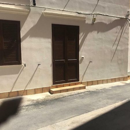 Casa Vacanze Antico Mercato 마르살라 외부 사진