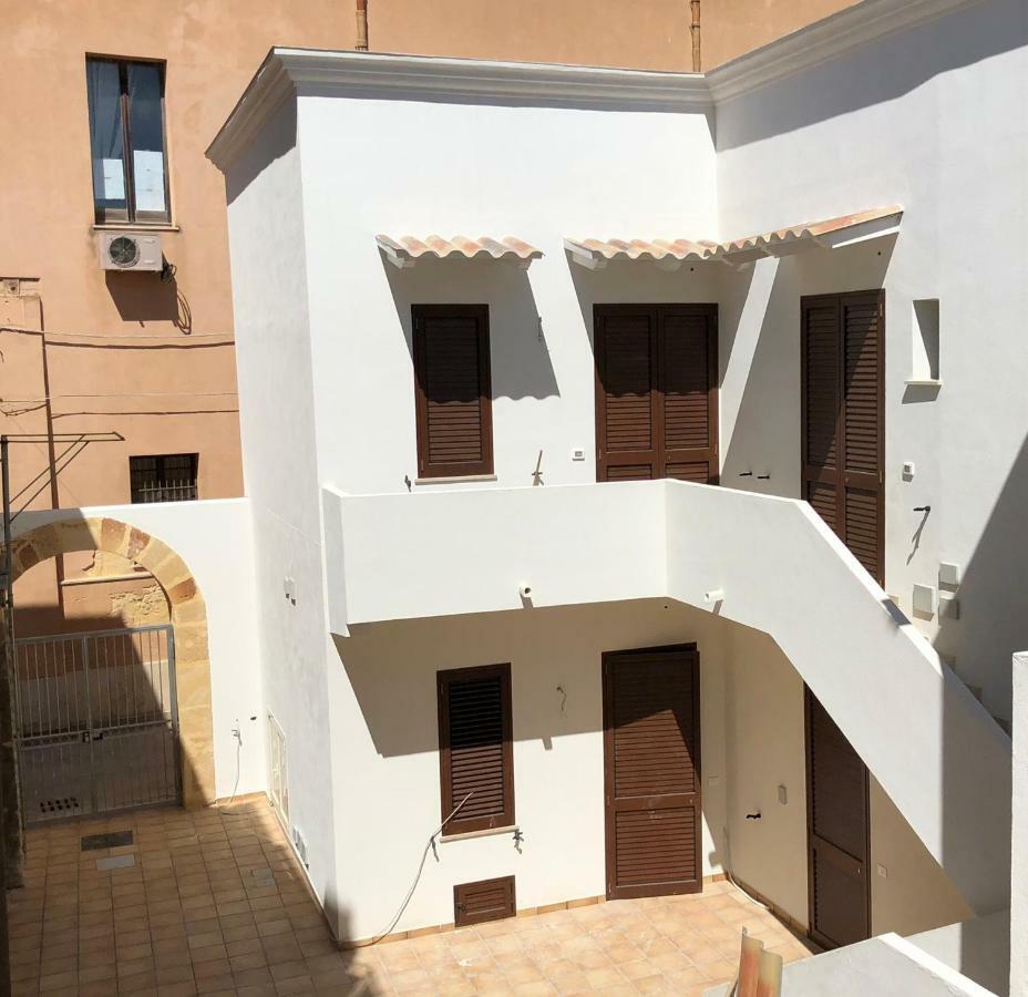 Casa Vacanze Antico Mercato 마르살라 외부 사진